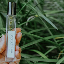 Load image into Gallery viewer, Essential Oil Perfume Rollers