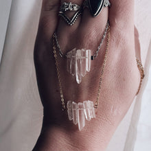 Load image into Gallery viewer, Clear Quartz Points Necklace