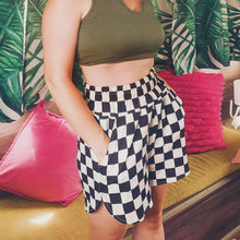 Load image into Gallery viewer, High Waisted Checkered Shorts