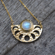 Load image into Gallery viewer, Moonstone Goddess Necklace