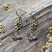 Load image into Gallery viewer, Gold Bee Honeycomb Amber Earrings
