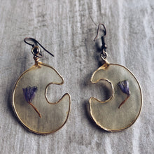 Load image into Gallery viewer, Carnation &amp; Gold Moon Earrings
