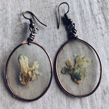 Load image into Gallery viewer, Viola &amp; Bronze Earrings
