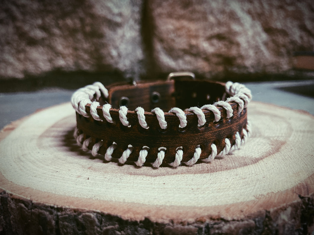 Vintage White Laced Bracelet